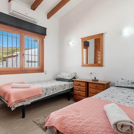 فيلا Casa Madronos إل كامبيلو المظهر الخارجي الصورة